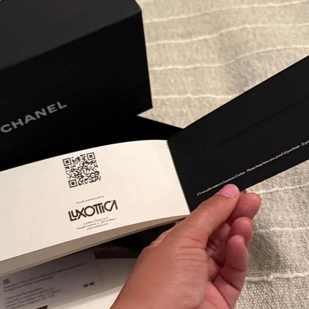 CHANEL Sunglasses box Black with instructions and cards